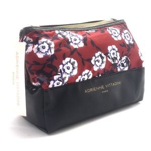 ADRIENNE VITTADINI Dual Pyramid Beauty Bag